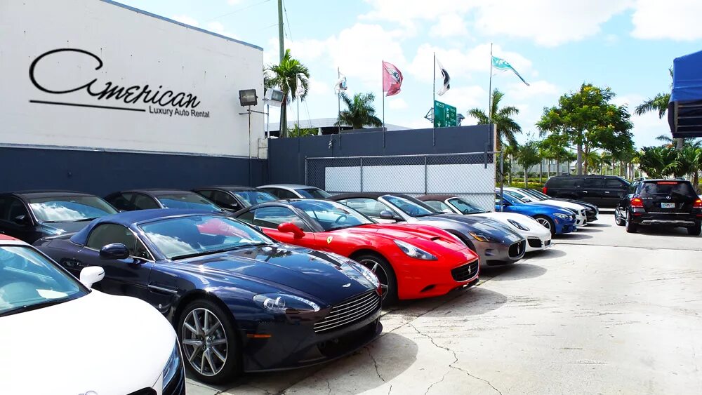 Miami car rental. Майами бич ламборгини. Машина майами бич. Автосалон майами. Miami luxury cars.