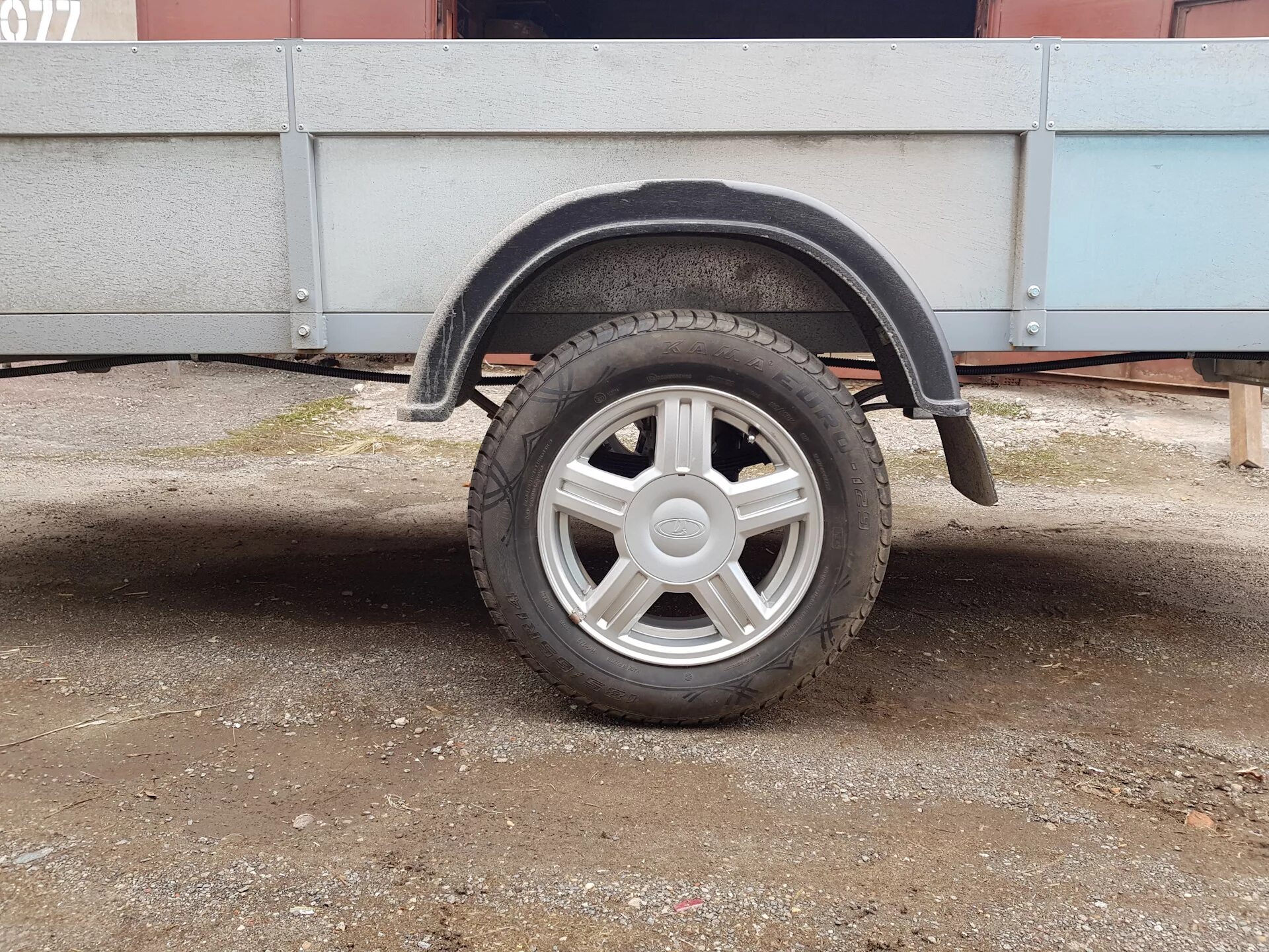 Шины для прицепов легковых автомобилей