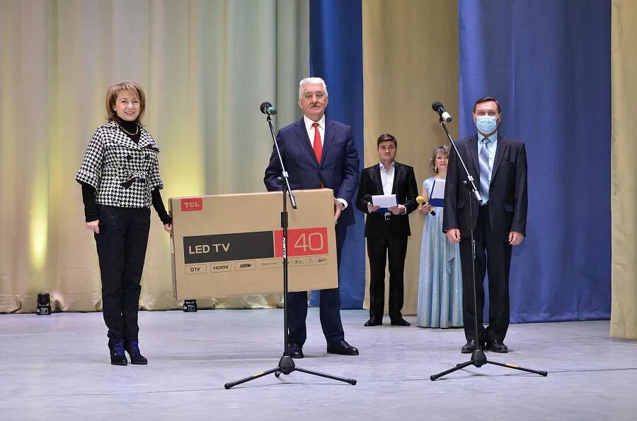 Новоаннинский волгоград. Новоаннинский парк. Новоаннинский 2022. Площадь ленина новоаннинский. Достопримечательности новоаннинский волгоградская.