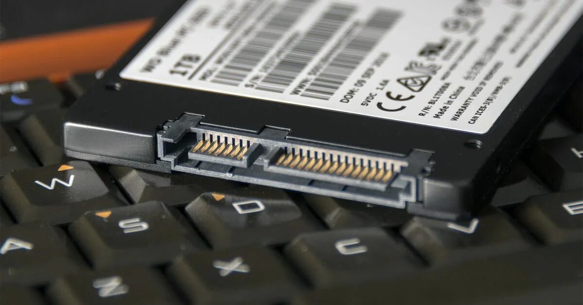 Сделать ssd системным диском. Ссд для ноутбука. ssd для ноутбука wd. твердотельные запоминающие устройства ssd. ssd 1tb для ноутбука.
