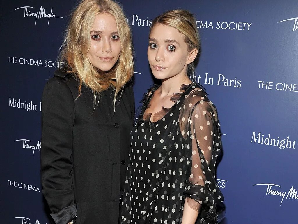 Эшли олсен и мэри кейт олсен и элизабет олсен. Мэри кейт олсен. Жизнь сестер олсен. Мэри кейт олсен. Близняшки олсен 2021.