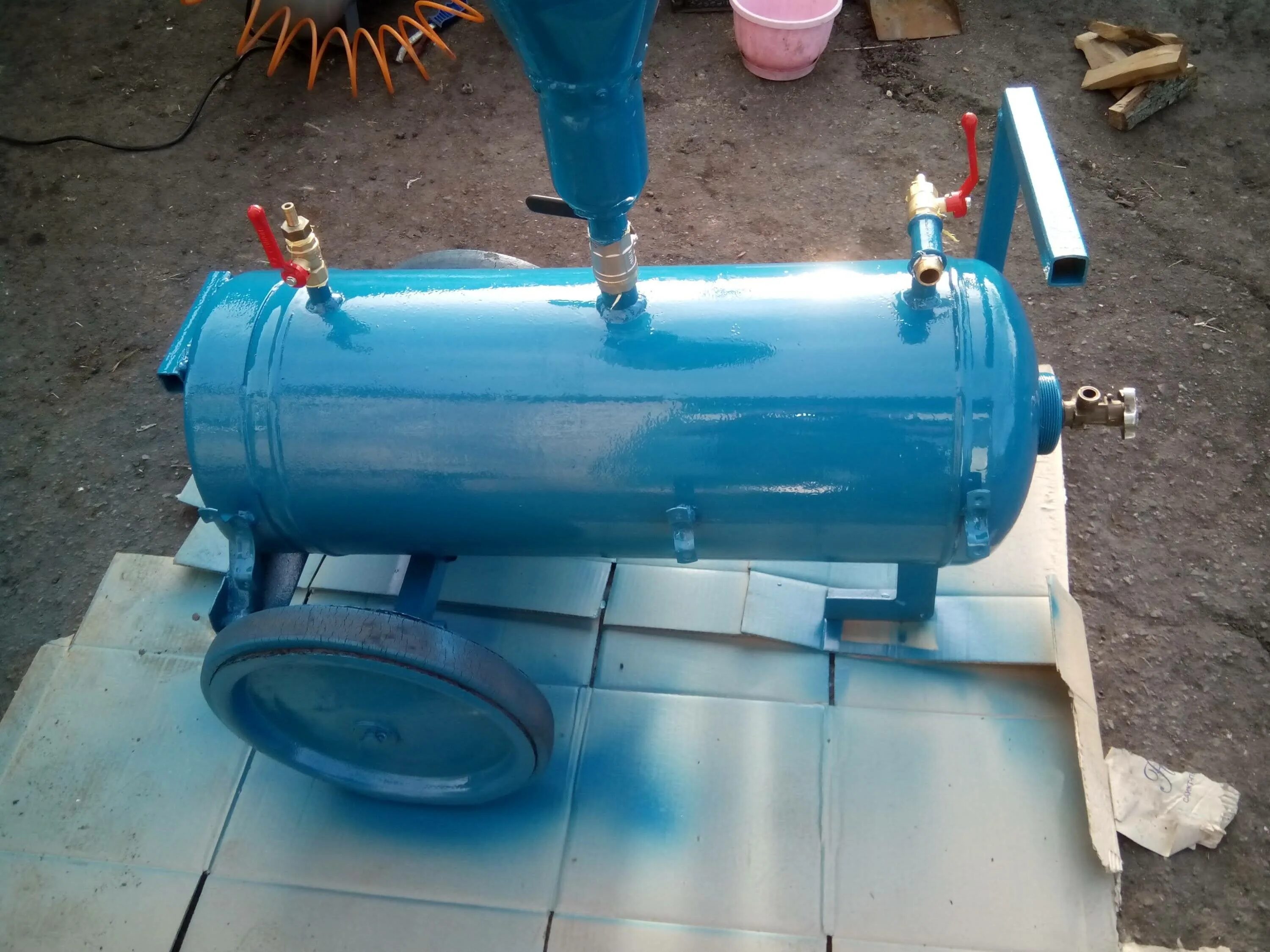 Пенообразователь для пенобетона. Пенообразователь для пеноблоков. Пенообразователь пб 2000 люкс. Пластификатор для гипса свв-500. Пенообразователь для пенобетона.