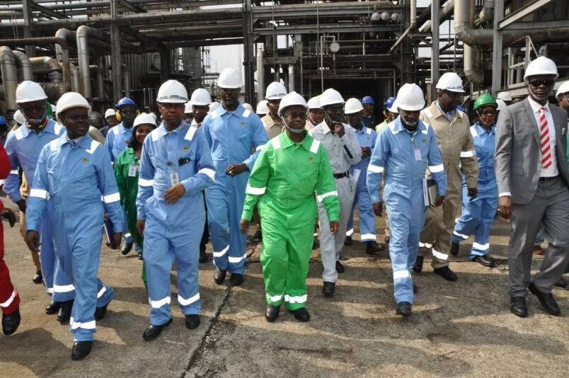 Нигерийская Национальная нефтяная Корпорация (NNPC). Промышленность Кении. Нигерия рабочие. Промышленность Уганды фабрики.