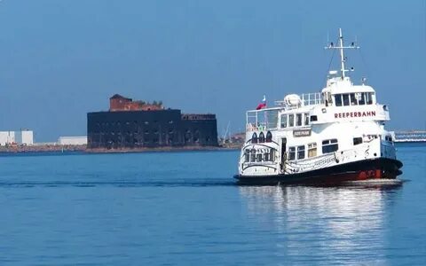Теплоходная экскурсия кронштадт