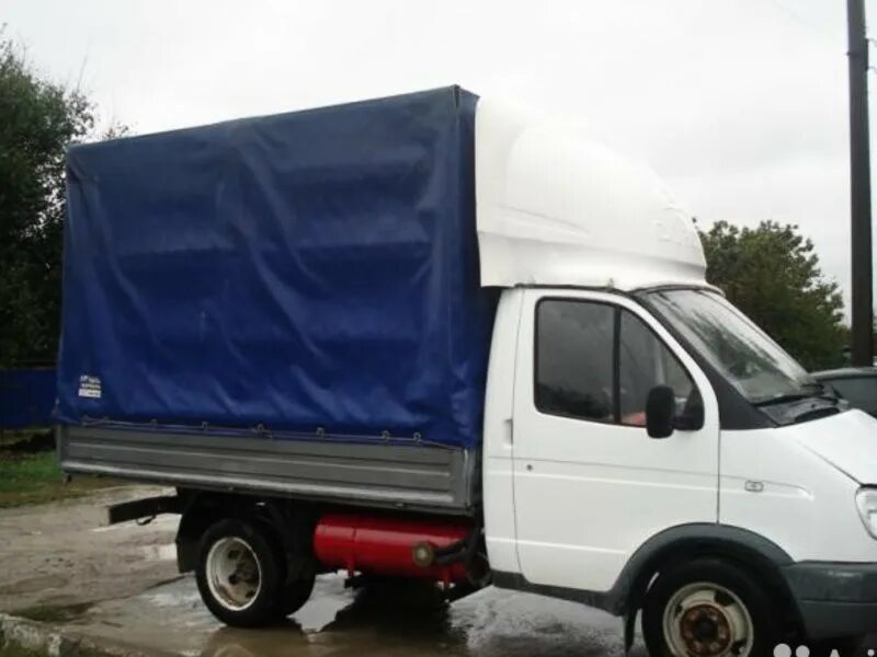Авито екатеринбург грузовые. Грузоперевозки первоуральск газель первоуральск реклама. Газель тентованная. Газель грузовая 3302. Услуги газели.