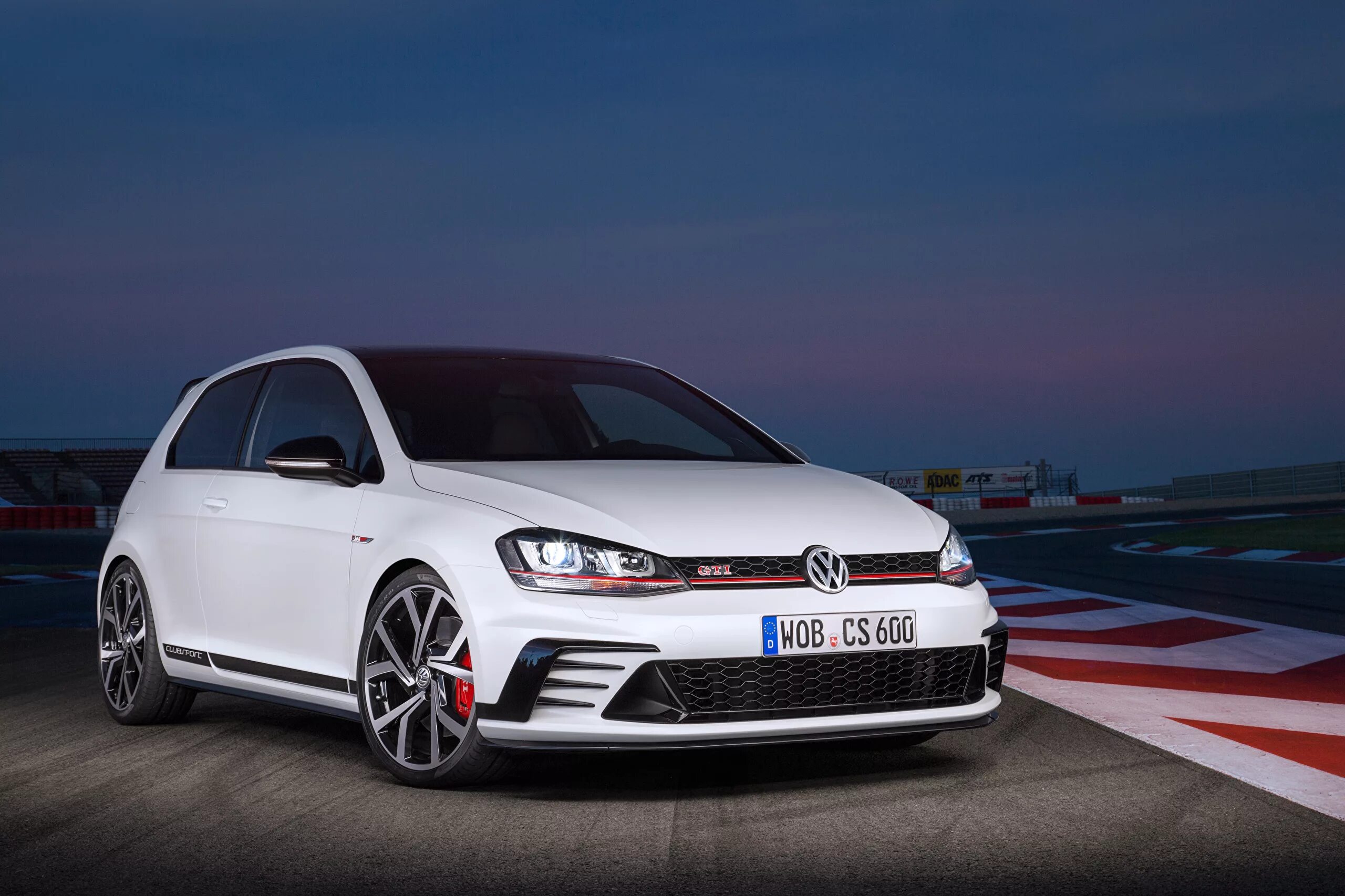Volkswagen golf gti clubsport s. Golf gti clubsport. Volkswagen golf gti. Golf 7 gti 5d. Volkswagen golf gti clubsport.
