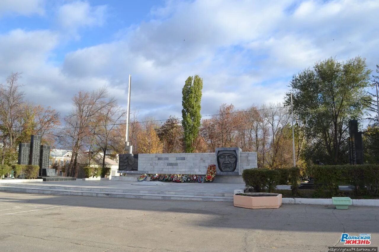 Фирстова вольск. Открытие памятника в вольске. Фирстова вольск. Фирстова вольск. Памятник фирстову в вольске.