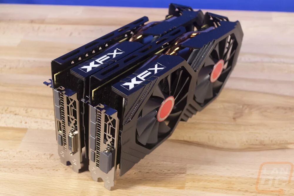 Rx590 crossfire. Видеокарта xfx rx 580. Amd rx 580 4gb. Xfx rx 590 gme. Xfx 590 fatboy.