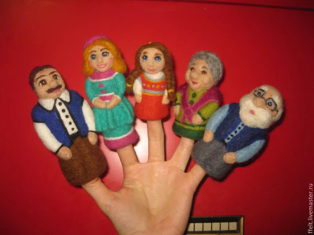 Театр про семью. Пальчиковые игрушки семья. Пальчиковый театр семья. Пальчиковые куклы моя семья. Пальчиковый театр моя.