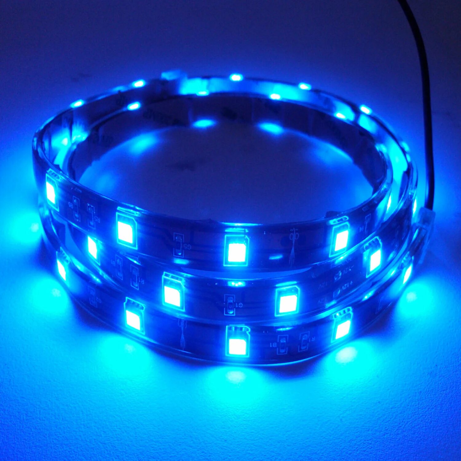 Синий светодиодный купить. Led Aqua Blue светодиоды. Mavi led Işik. Cyan светодиодный. Имитация свечения светодиода 3d.