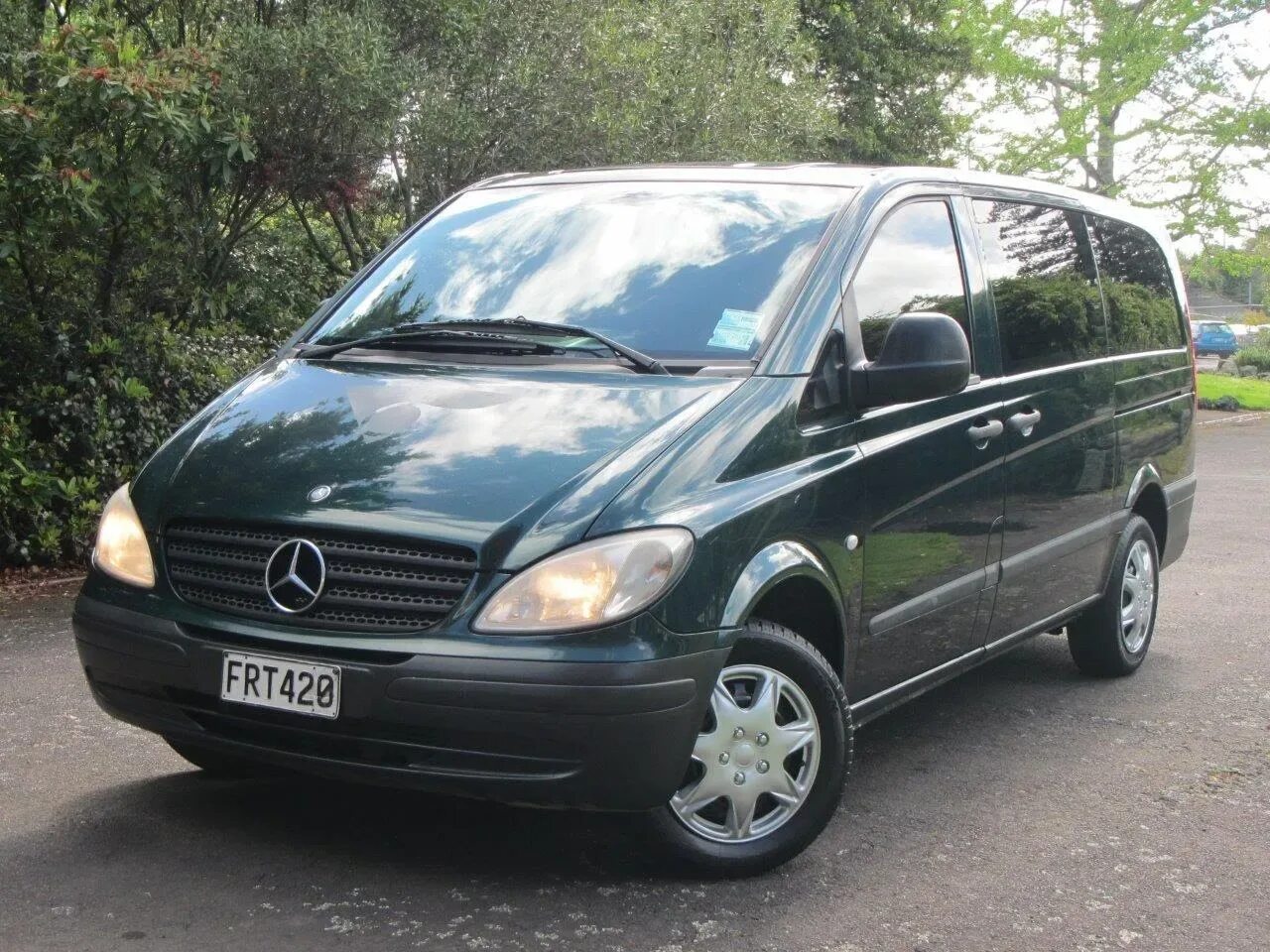 Мерседес вито 109. Mercedes benz vito 109. мерседес-бенц вито 2006. mercedes-benz vito 109 cdi. мерседес вито 2006.
