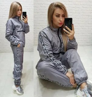 Спортивный костюм из плащевки