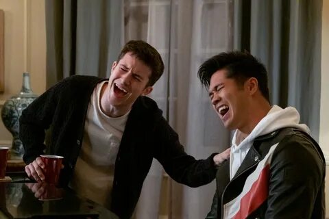 With 13 Reasons Why Ending, the Cast Wants You to Remember "High Schoo...