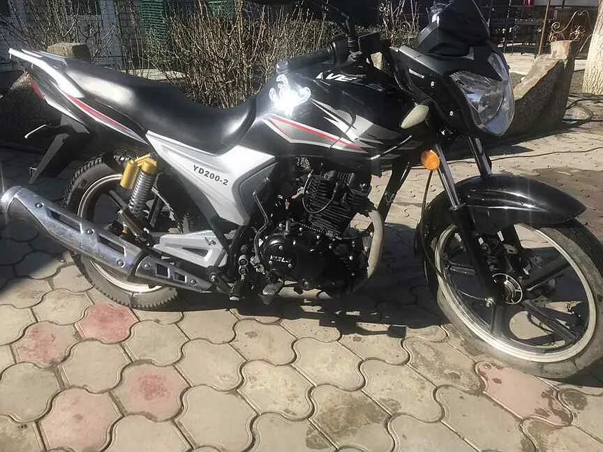 Мотоцикл wels 200. Мотоцикл cfmoto 150 leader. Мотоцикл велс 200 кубов. Wels gold classic 200. Мотоцикл велс голд классик 200.