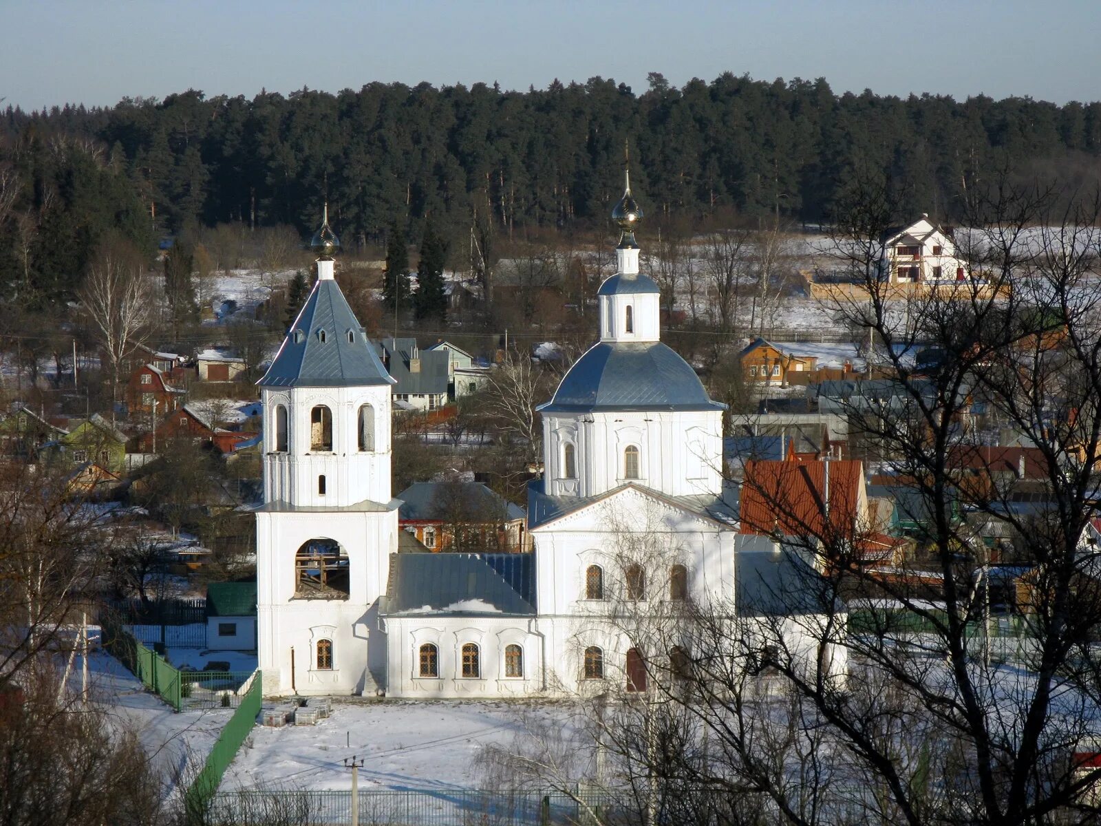 Городок верея. Богоявленский храм Верея. Верея Богоявленская Церковь. Г Верея Наро-Фоминский район Московская. Церкви Вереи Наро-Фоминский район.