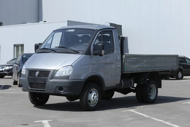 GAZ Auto Praha s.r.o. - Váš specialista na užitková vozidla do terénu i na silni