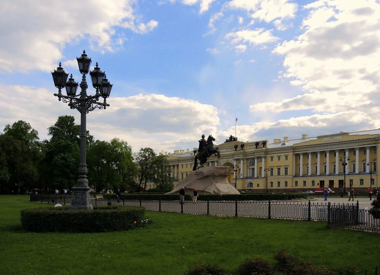 Площадь декабристов 1 3. Площадь декабристов в санкт-петербурге. сенаторская площадь в санкт-петербурге. сенатская площадь. сенатская площадь спб.