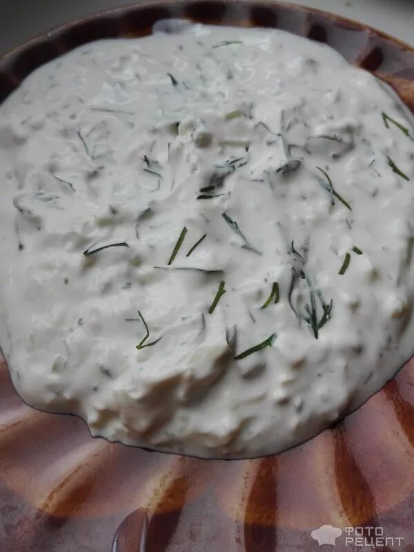 Соус к драникам картофельным. Honey mustard соус. Соус из изюма. Селедочный соус. Гарнир к баранине.