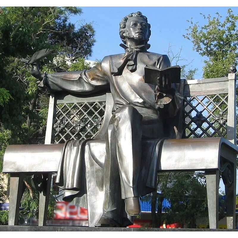 Какой памятник можно поставить пушкину. Памятник пушкина новороссийск. памятник пушкину в новороссийске. новороссийск памятник пушкину в новороссийске.