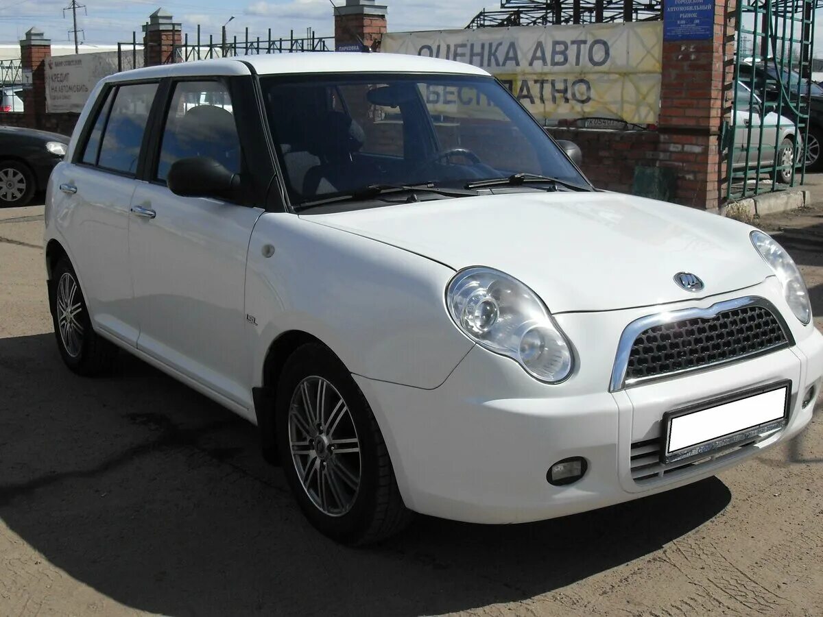 Lifan Smily 2013. Lifan Smily 320. Лифан Смайли 2013. Лифан Смайли 320 белый. Лифан смайли двери