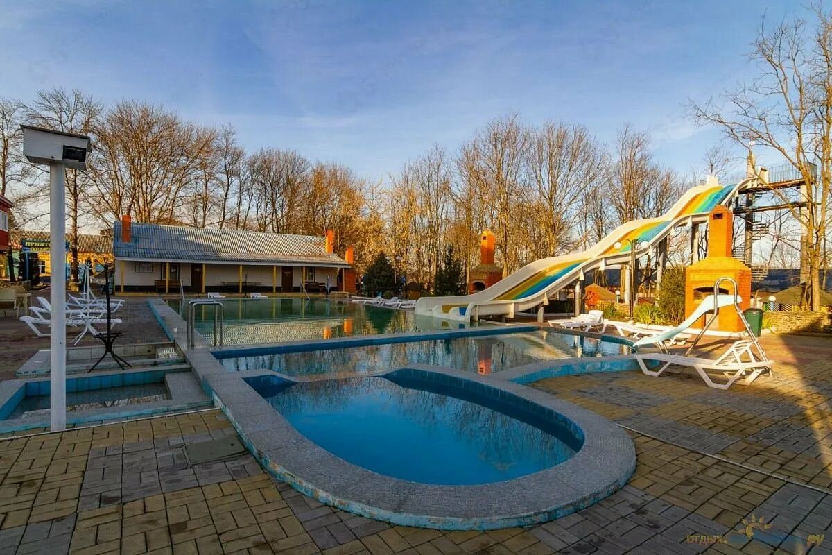 Лабинск санаторий лаба термальные бассейны. Санаторий лаба в краснодарском крае. Санаторий лабушка краснодарский край лабинск. Море лабинск. Лабинск термальные источники лабушка.