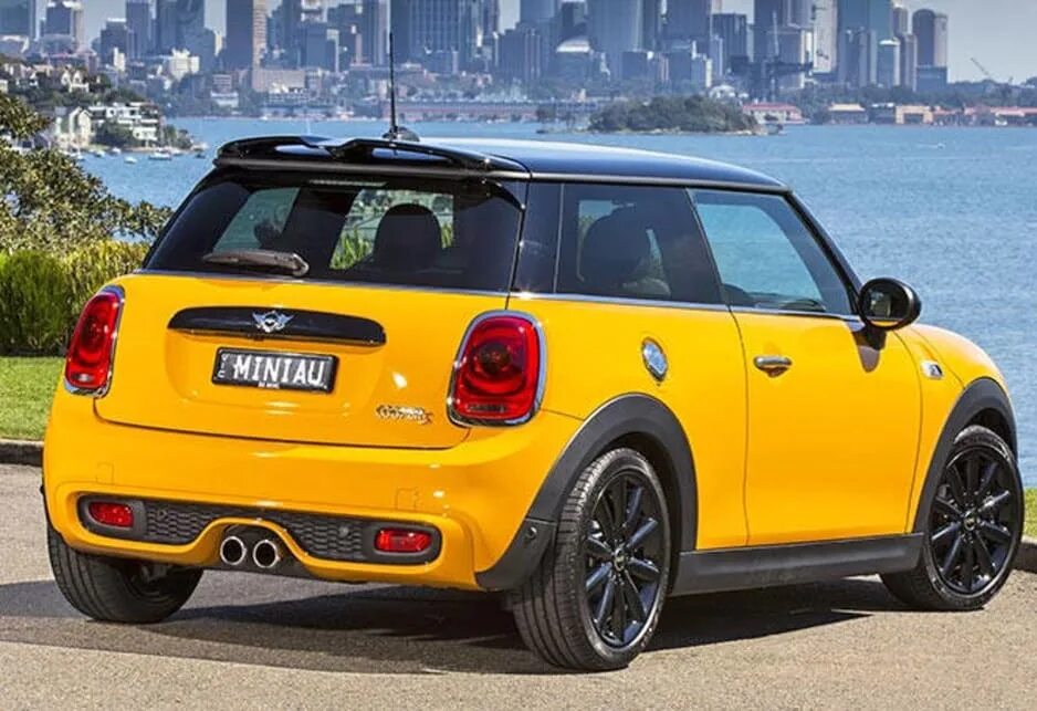 Mini Cooper s f56. Желтый мини Купер s. Желтый мини Купер JCW. Мини Купер Кантримен желтый. Mini купить в россии