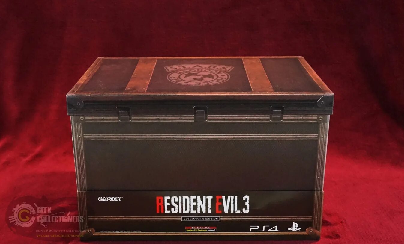 Resident evil 2 пишущая машинка. Печатная машинка resident evil 2. Resident evil ящики. Resident evil 2 ящик особого оружия. Resident evil ящики.