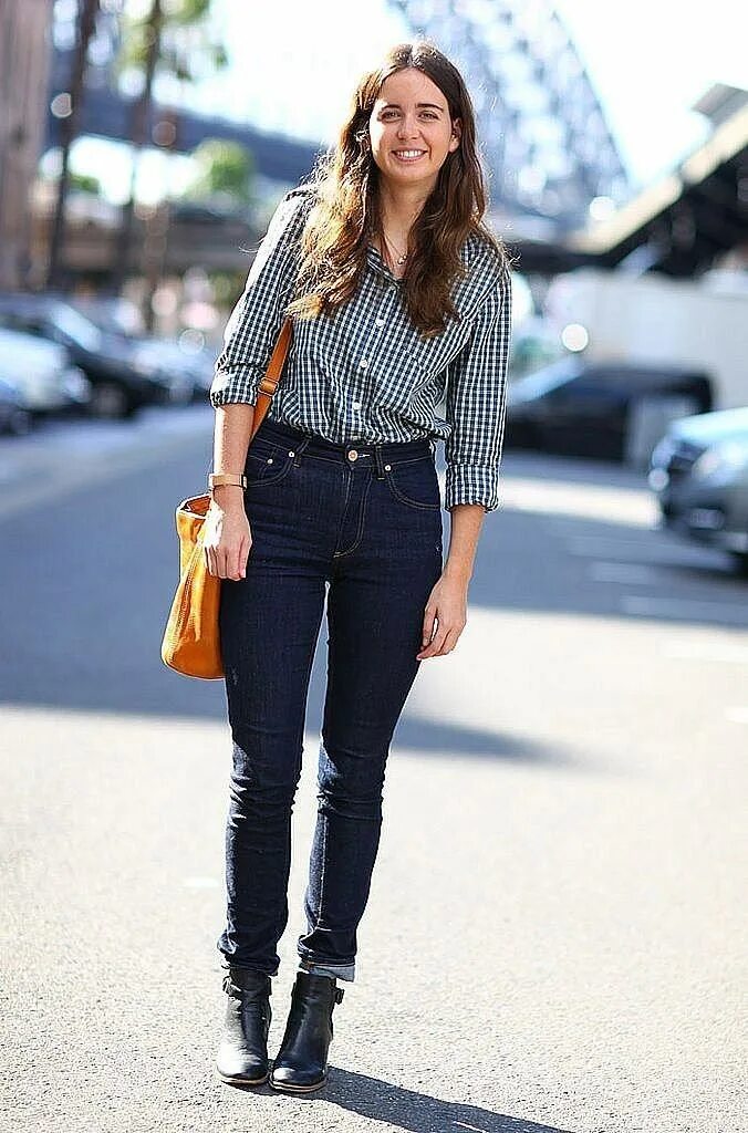 Стиль одежды casual. Женщины в повседневной жизни. Обычные девушки на улице. Cara delevingne стиль. Как одеваться обычно.