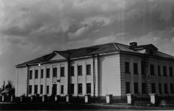 Мкоу сош номер 3 г. 10 школа город черкесск. Школа 7 черкесск. 17 школа черкесск. 10 школа город черкесск.