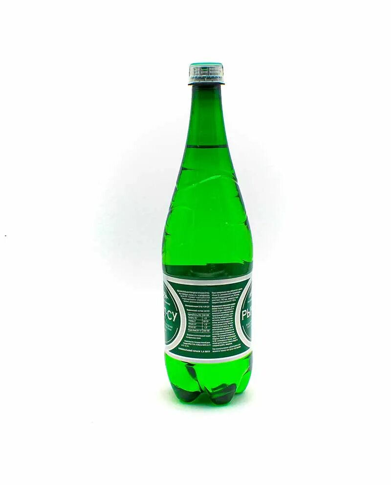 планета океан. вода на черной поверхности. боржоми 0,75 пэт. новотерская вода 1. выэды мирового акиана занимаюь.