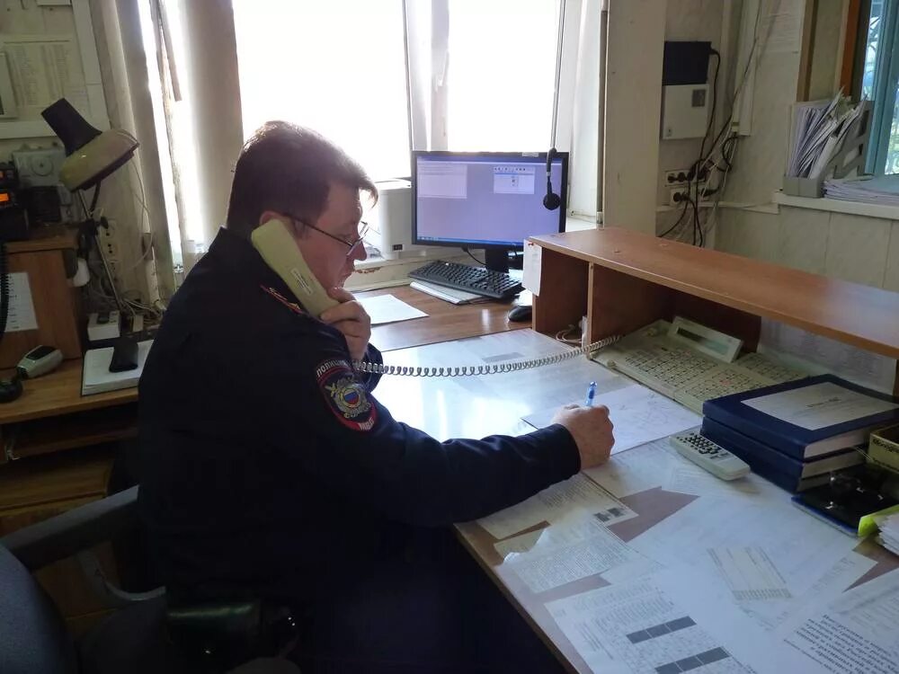 Дежурная бюро. Дч омвд. дежурный по омвд. омвд лихославльский сотрудники. дежурная часть владикавказ.