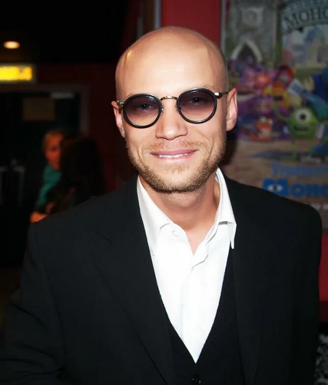 дмитрий хрусталев. дмитрий камеди вумен. дмитрий хрусталев фото. ведущий камеди вумен дмитрий хрусталев. ведущий камеди вумен дмитрий хрусталев.