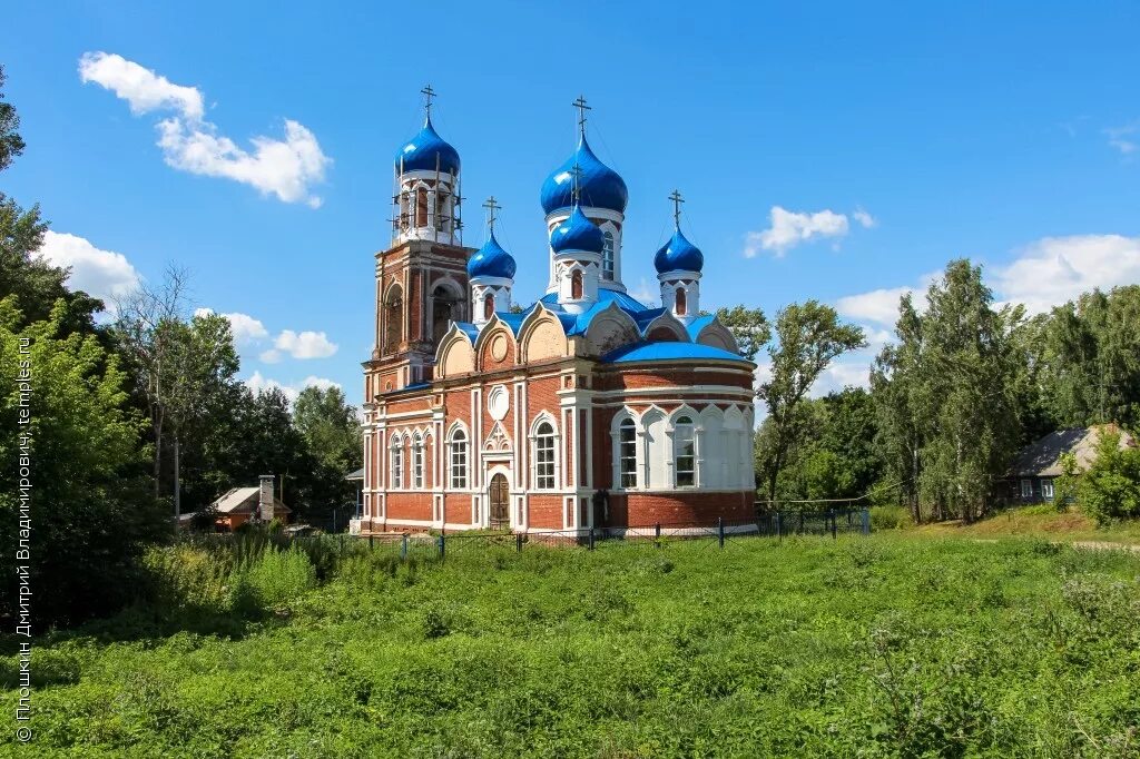 Какой нижегородская область. Село Покров Майдан Воротынский район Нижегородская область. Покров Майдан Воротынский район храм. Покров Майдан Нижегородская область. Село Покров Майдан Воротынский.