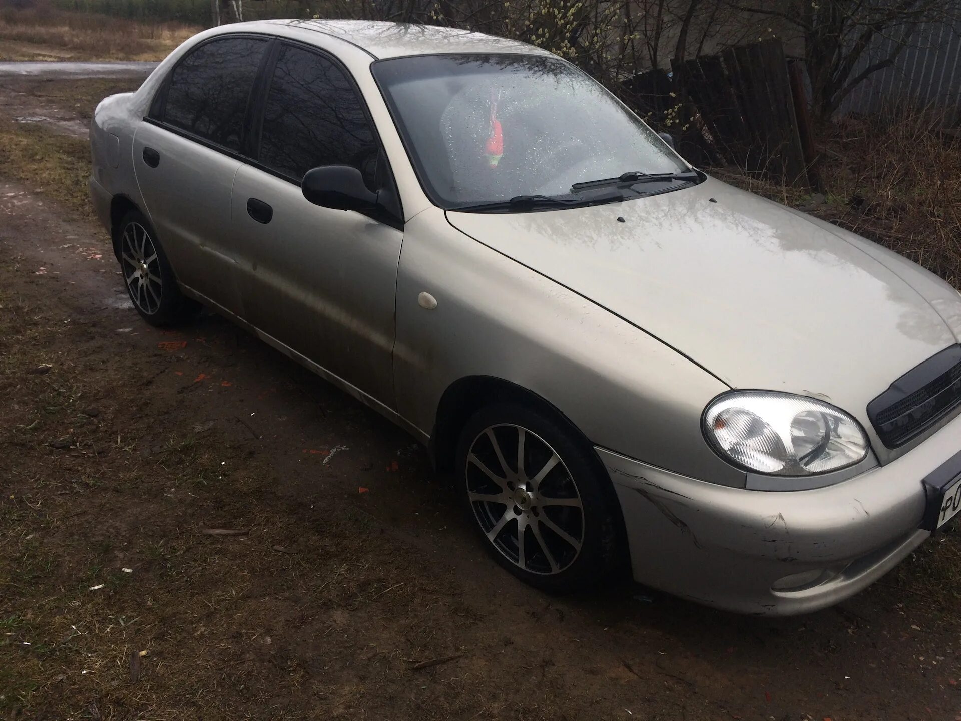 Купить шевроле ланос авито область. Шевроле Ланос r16. Chevrolet lanos 150. Lanos колеса r16. Шевроле Ланос 15 колеса.