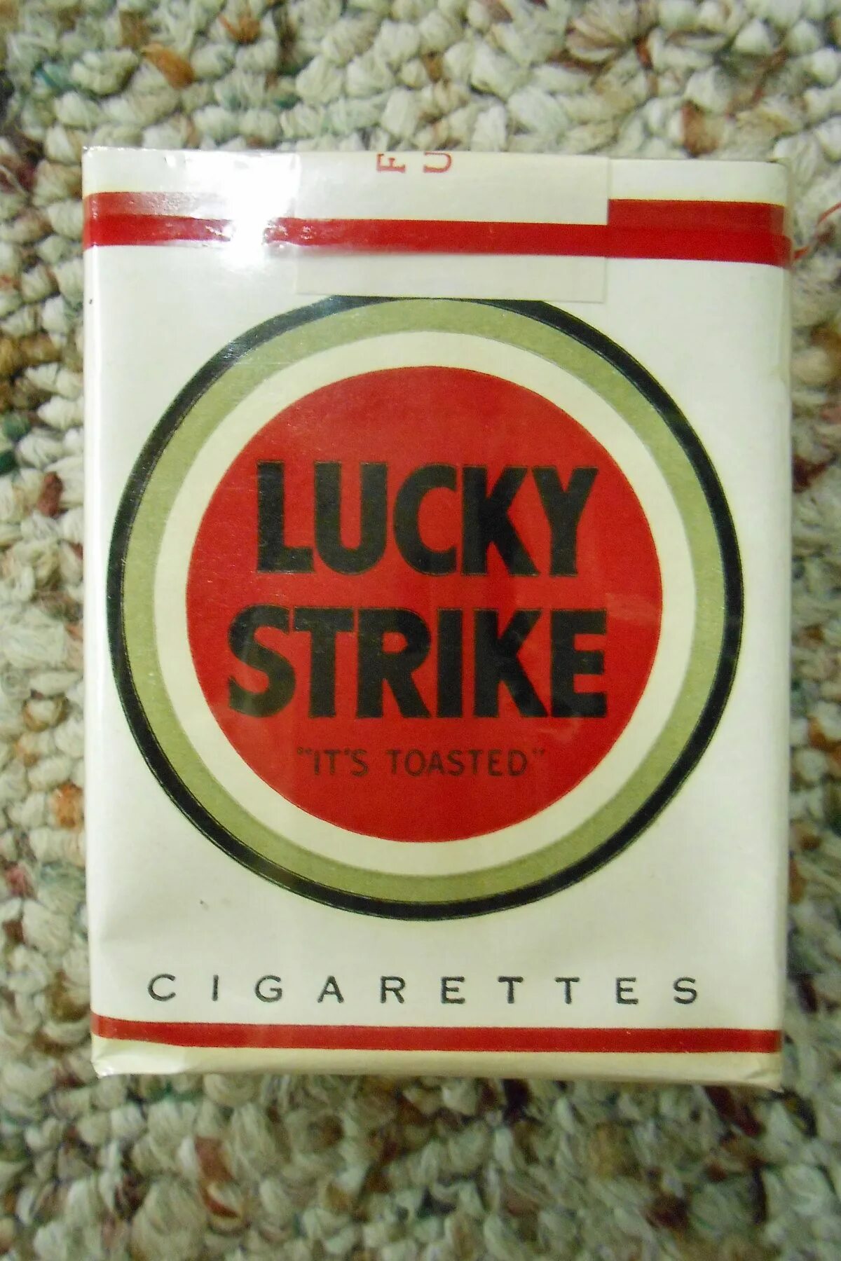 Lucky Strike сигареты. Сигареты лаки страйк Блю. Сигареты Lucky Strike Original. Сигареты лаки страйк без фильтра. Лаки страйк раут