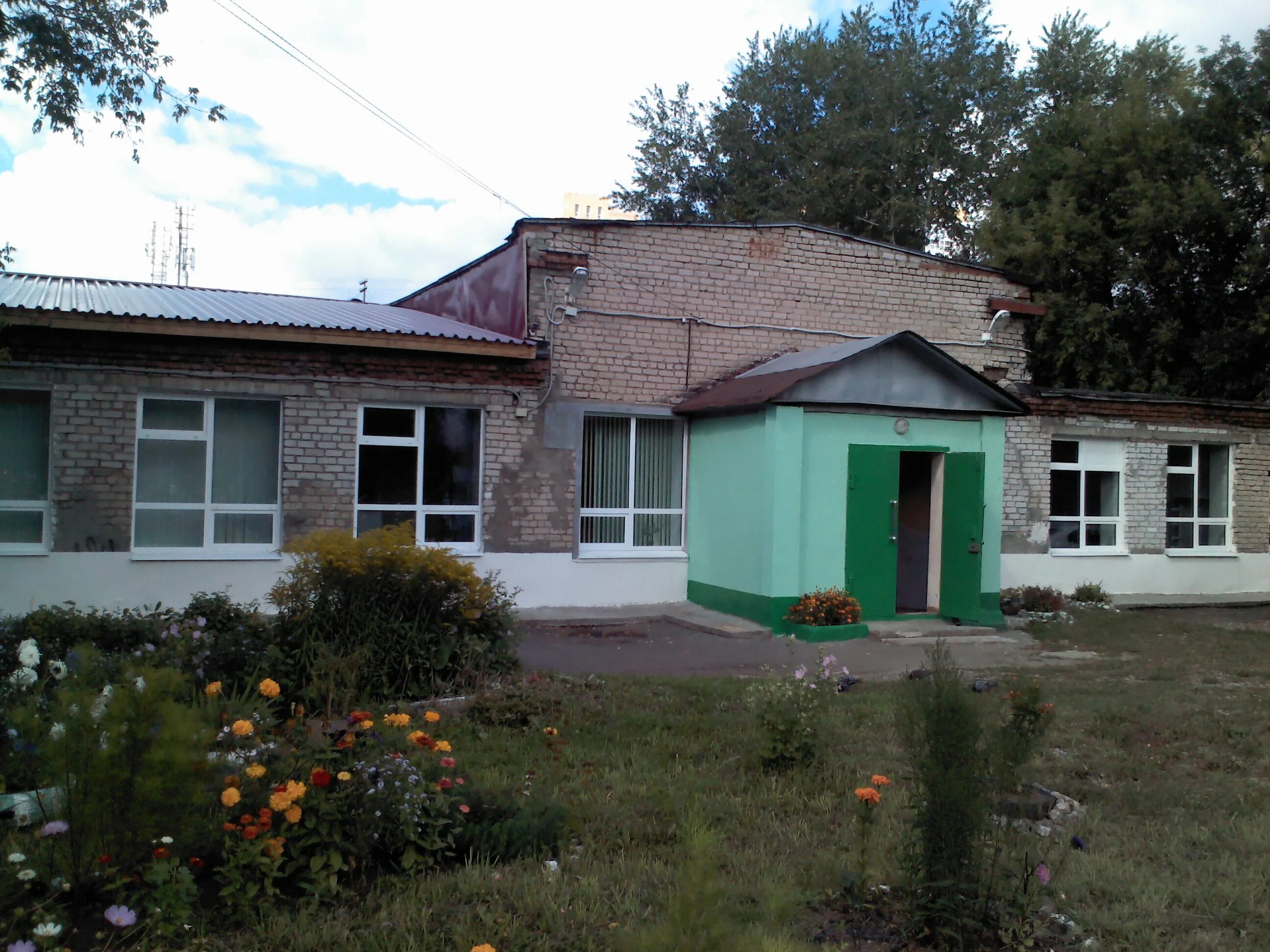 Уральское подворье пермь школа. Училище уральское подворье. Уральское подворье пермь школа. Подворье пермь. Пермь уральское подворье училище.