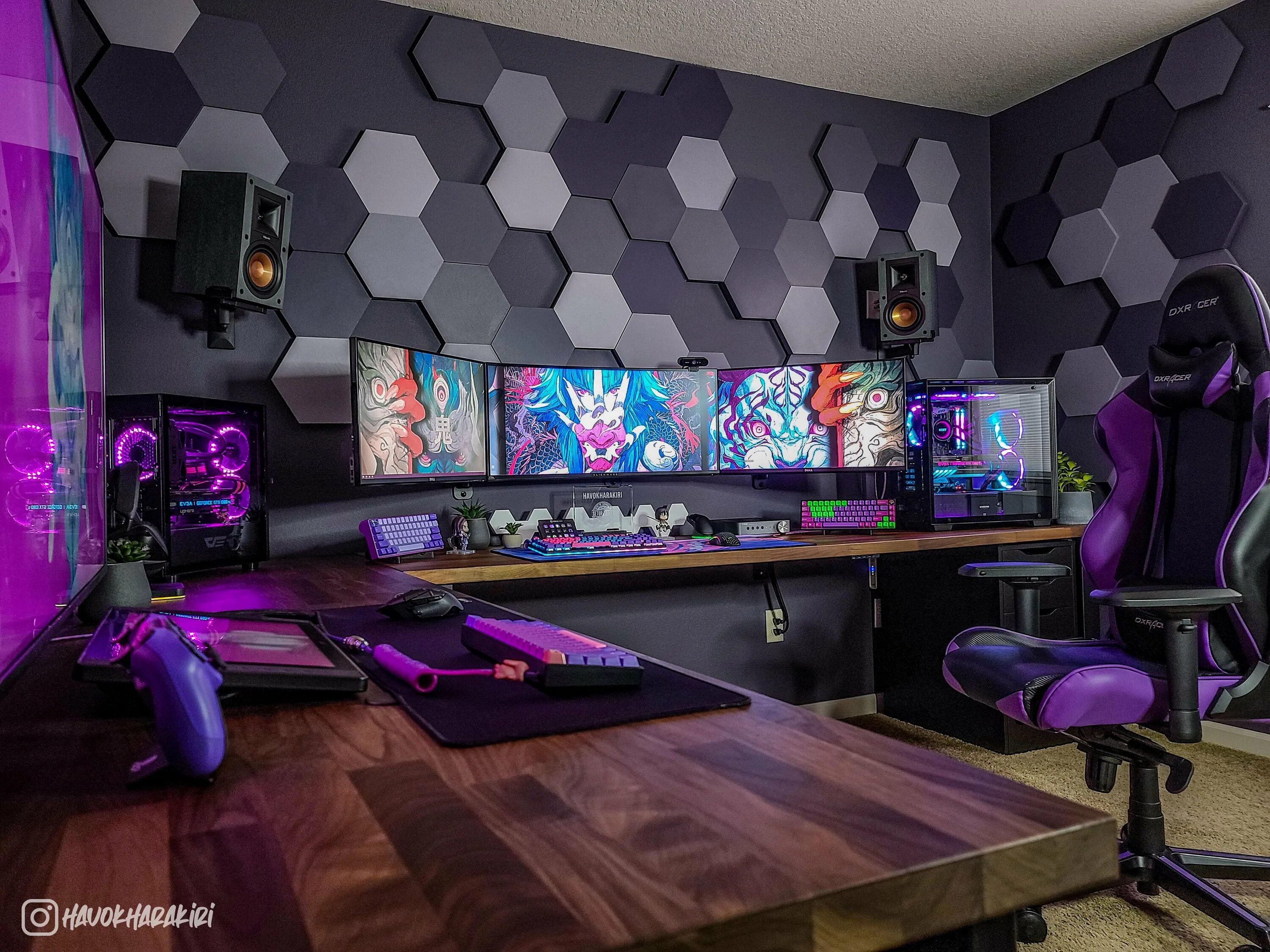 Интерьер геймера. Интерьер геймера. Геймерская комната. Игровая комната геймерская. Интерьер геймера.
