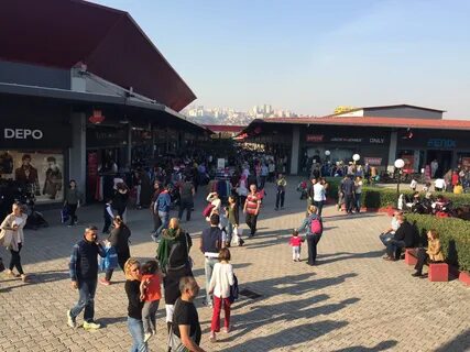Outlet center