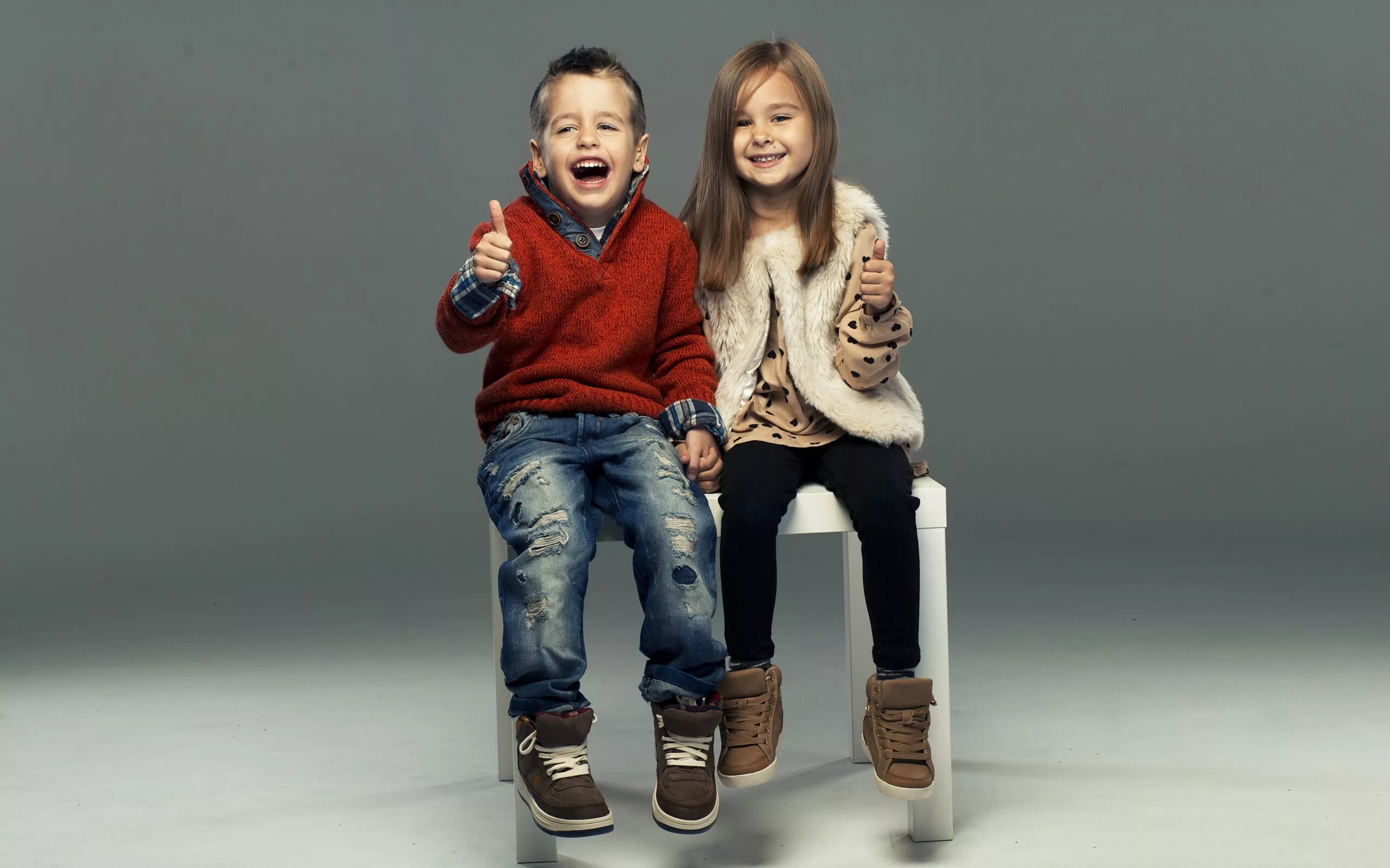 модная одежда для девочек. модная одежда для детей. брендовая одежда для детей. рекламы для 7 девочки. модные детки.