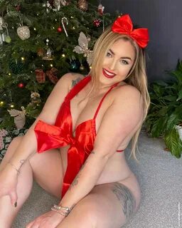 Natalia Rae Reynolds Nude OnlyFans Leaks.
