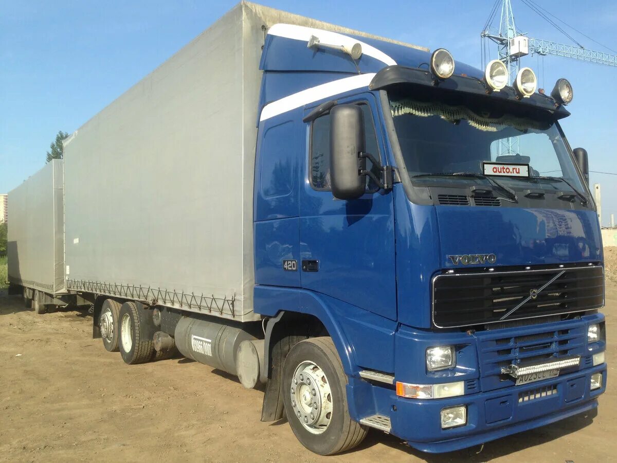 Авито тягачи вольво фш 12. Volvo fh12 сцепка. Вольво fh12 сцепка. Фура Volvo fh12. Вольво fh12 Тандем 2003.