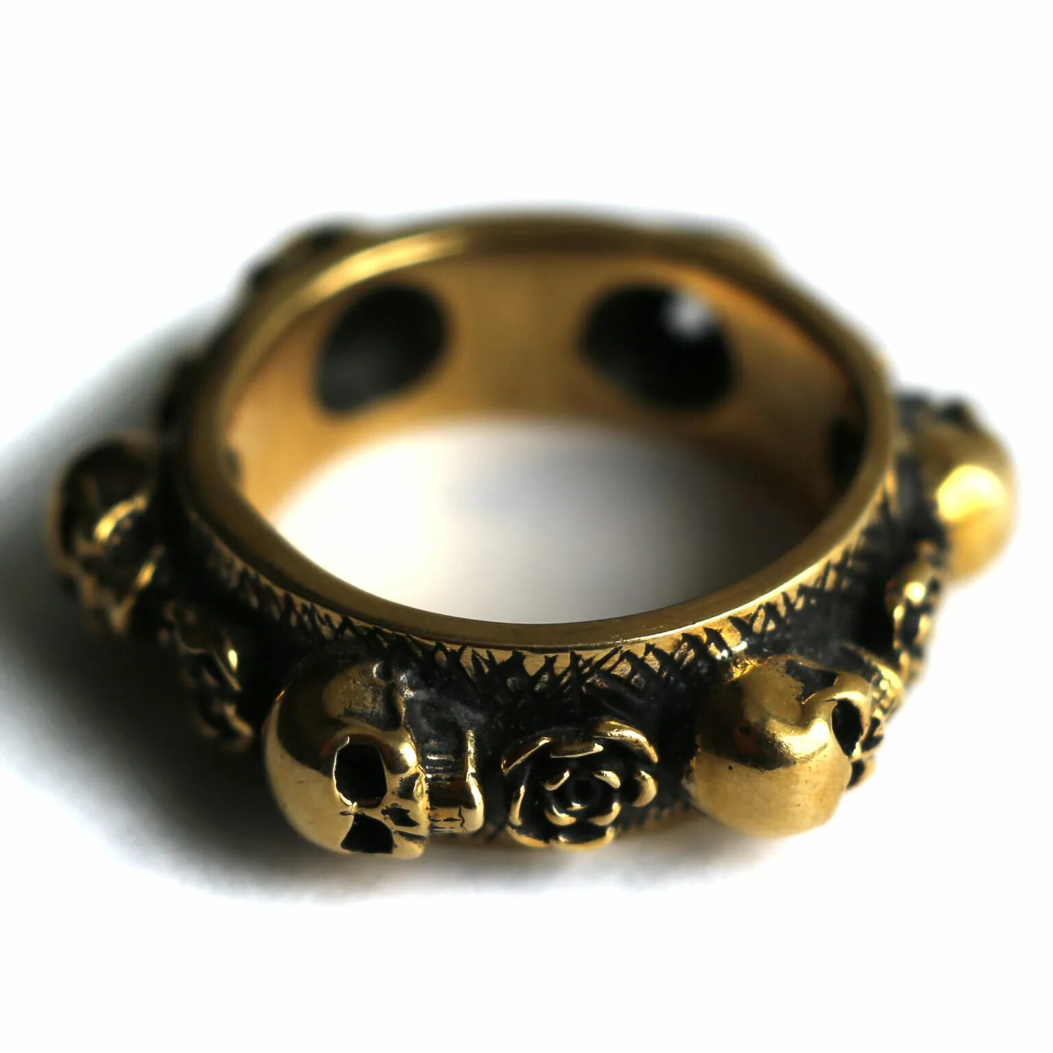 История одной семьи дзен бронзовое кольцо. Кольцо четки. Бронзовое кольцо. Кольцо из бронзы. Бронзовое кольцо дзен.