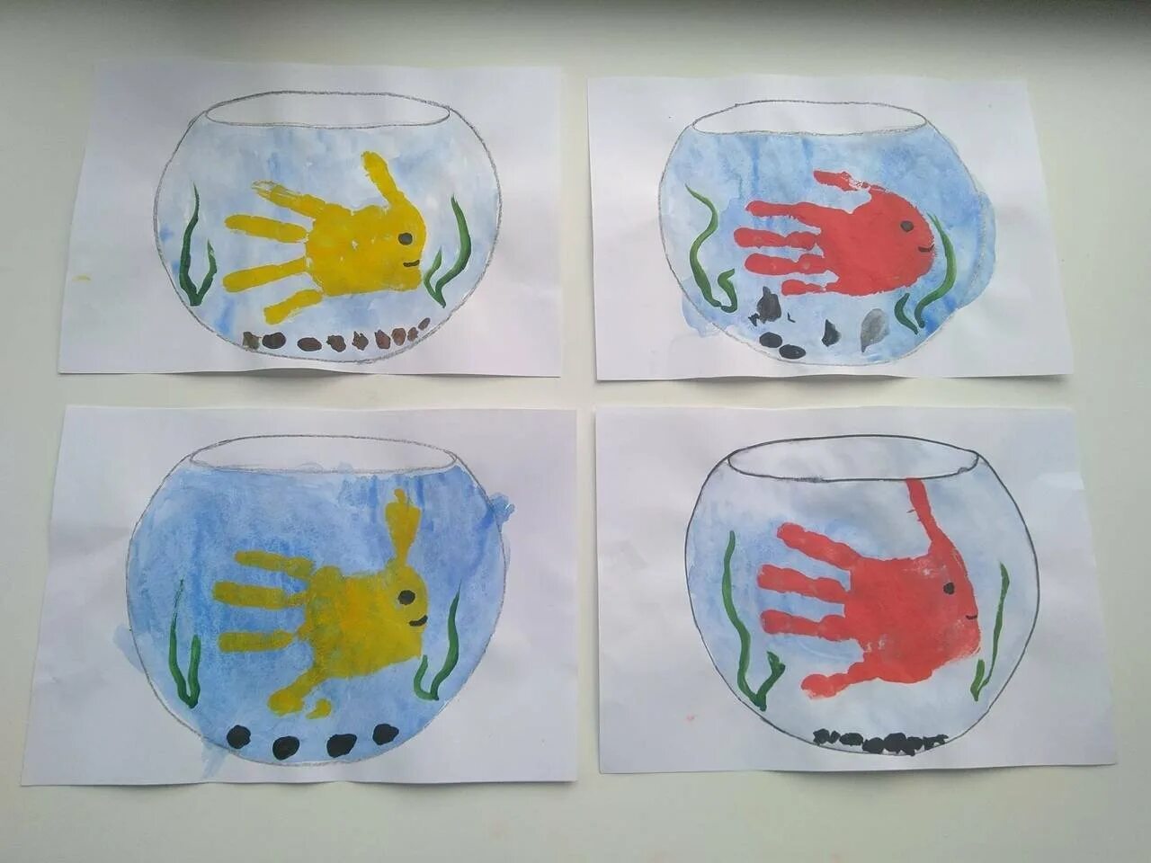 Рисование тема вода младшая. Рисование рыбки в младшей группе. Рисование рыбки в аквариуме 2 младшая группа. Рисование рыбки в средней группе. Рыбки в аквариуме рисование в младшей группе.