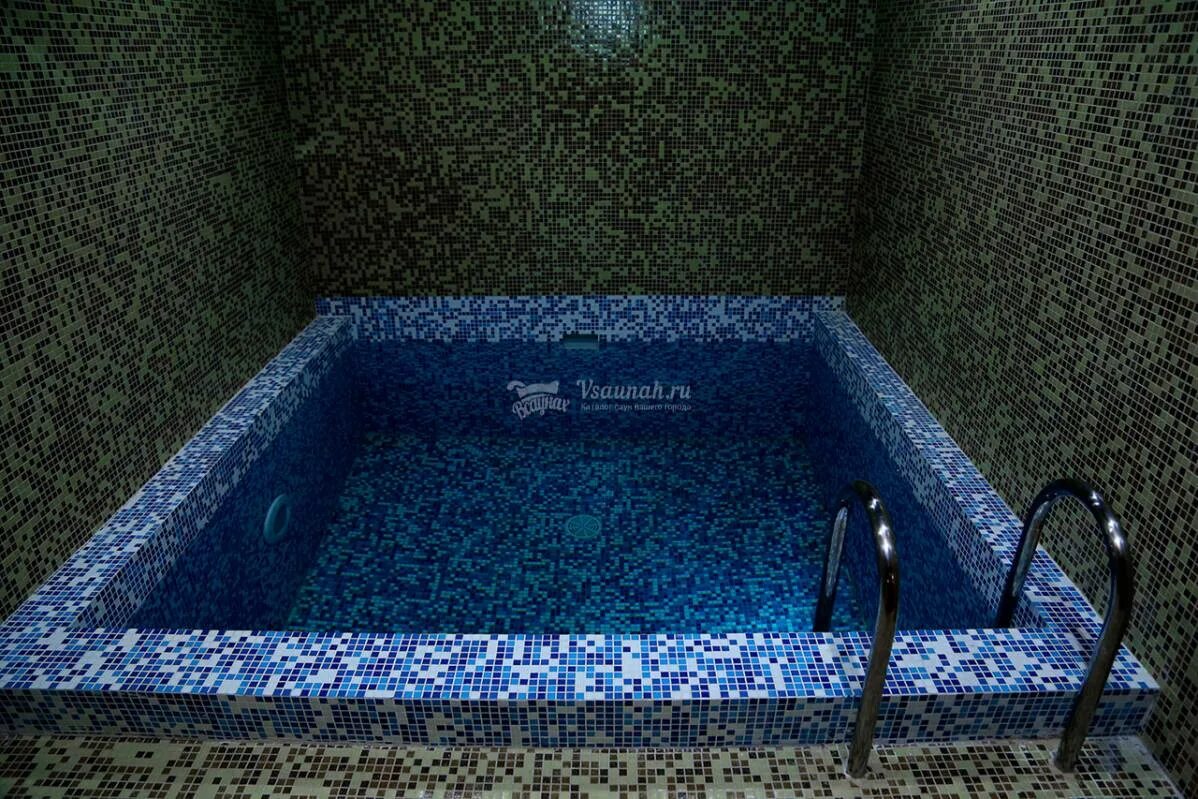 Сауна орск озтп с бассейном. Качели для сауны. Орск сауны адреса. Орск сауны адреса. Город орск сауна.