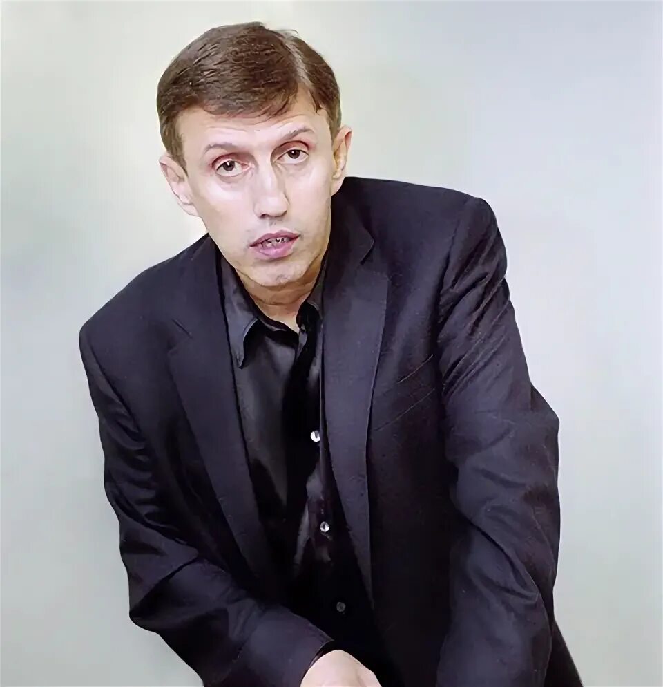 15 июля 1945 года родился российский музыкальный продюсер Юрий Айзеншпис Юрий Шм