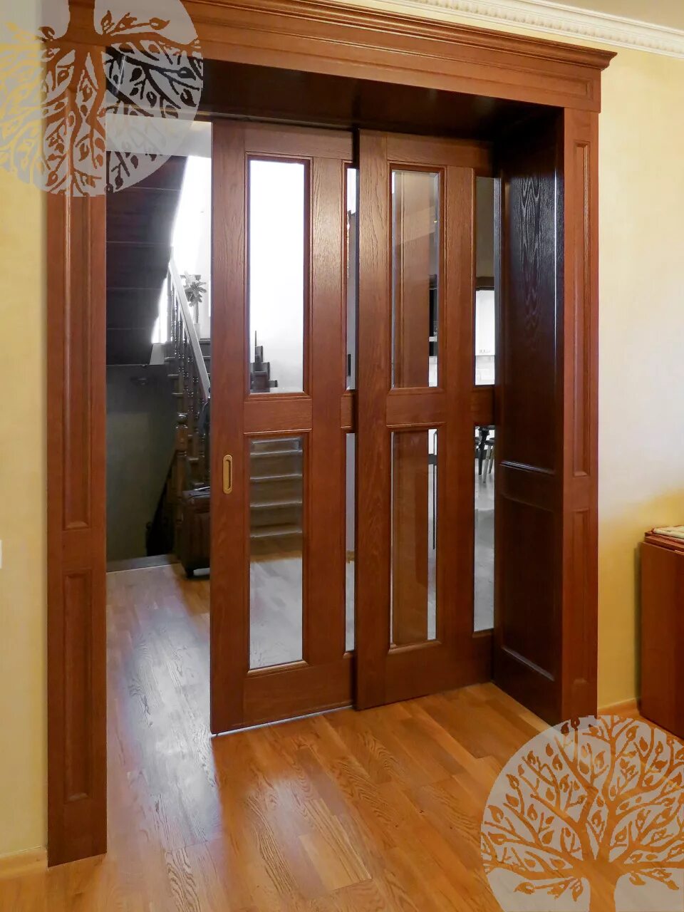 Межкомнатные двери на широкий дверной проем. Сдвижные двери межкомнатные. Распашные двери межкомнатные. Дверь в широком проеме. Дверь кассетная межкомнатная casseton.