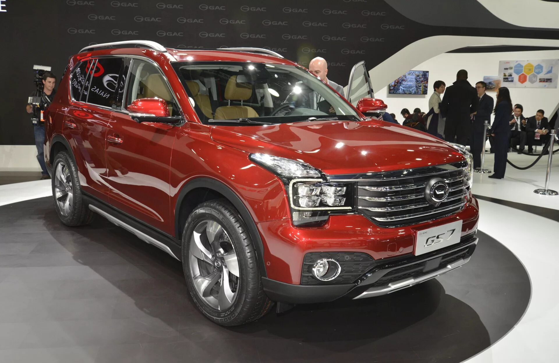 Jac и gac. Gac trumpchi gs7. кроссовер gac gs7. jac gs7. jac джипы gs 7.