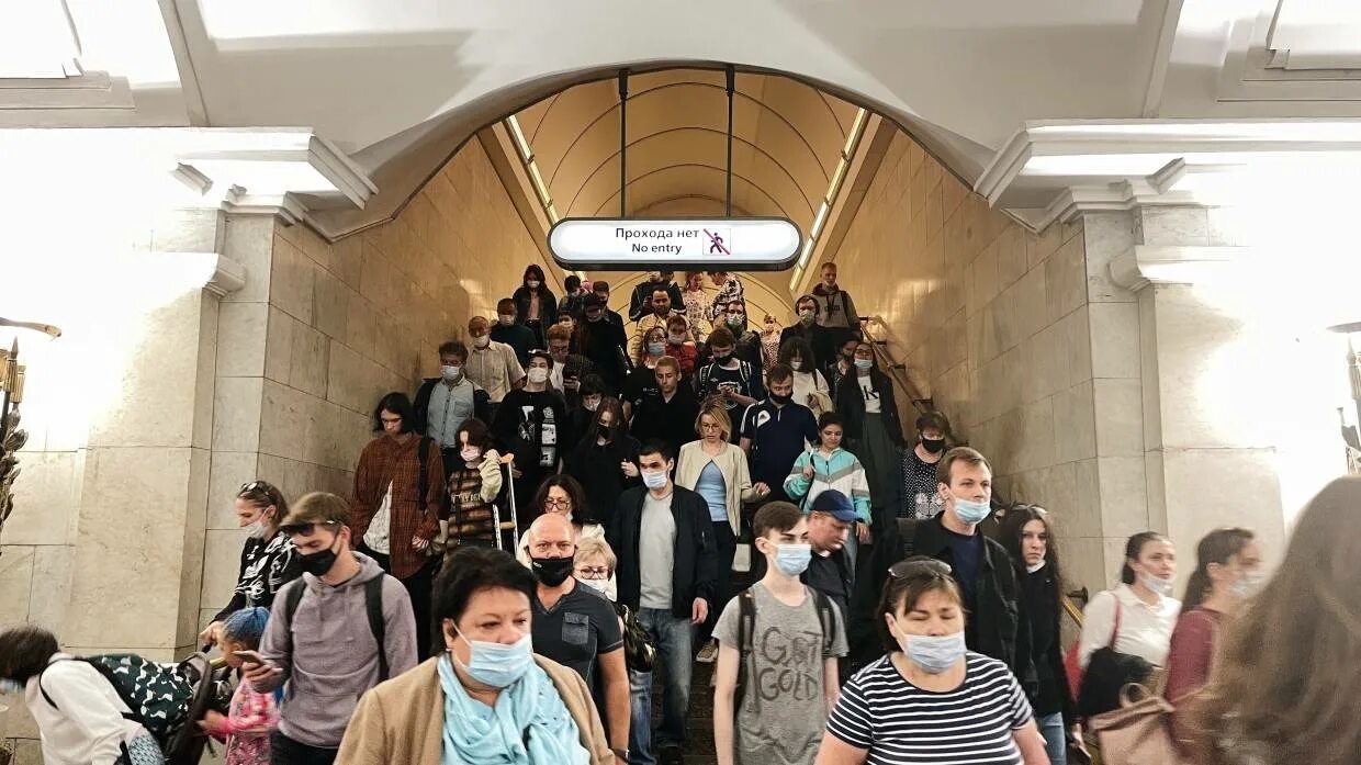 Можно ли работать в петербурге