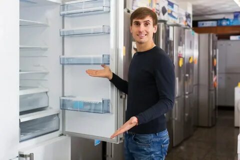 Владелец выбирает холодильник