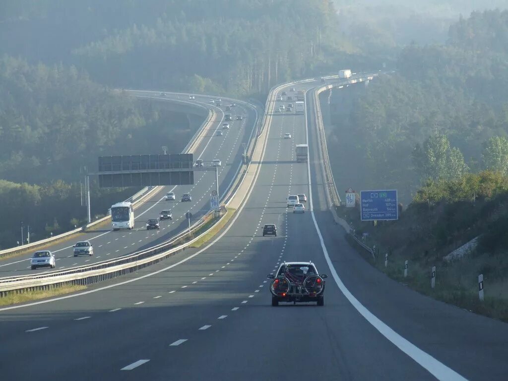Автобан европа. Автобан германия. шоссе в европе автобан.